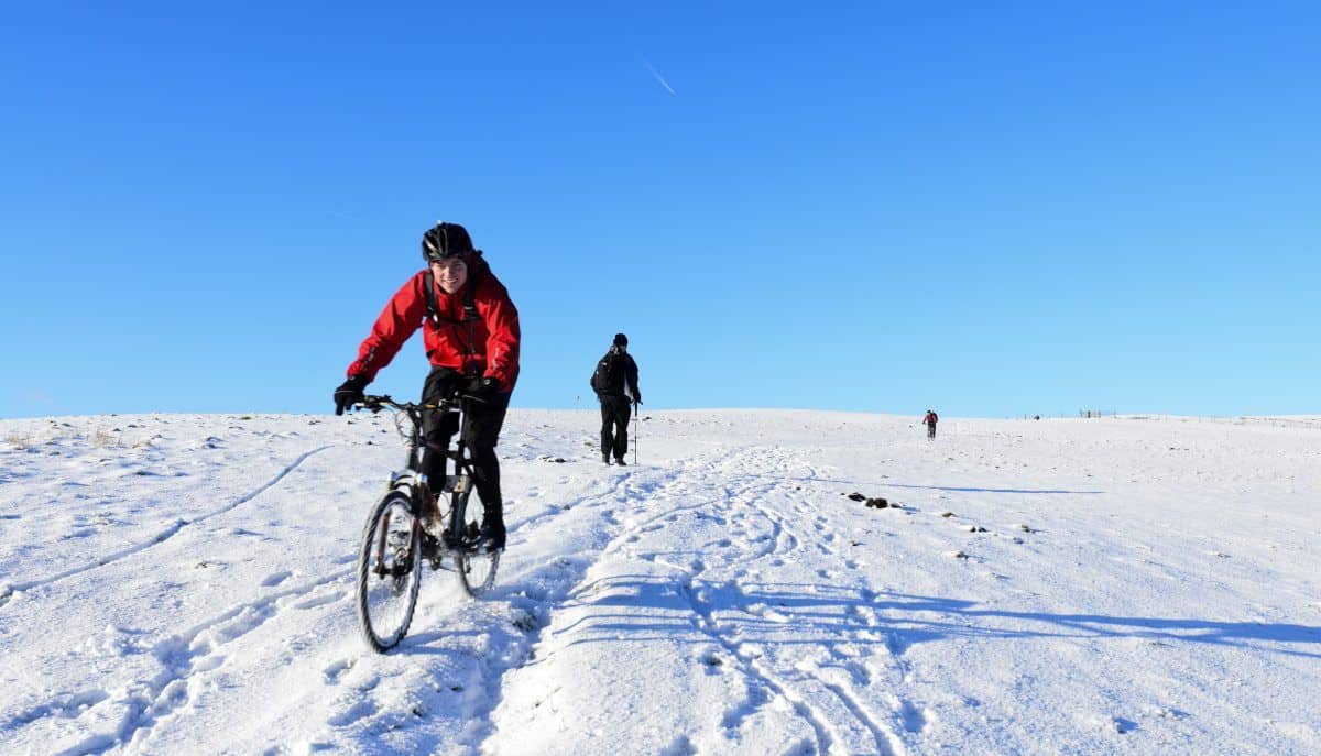 Mountainbiken sneeuw