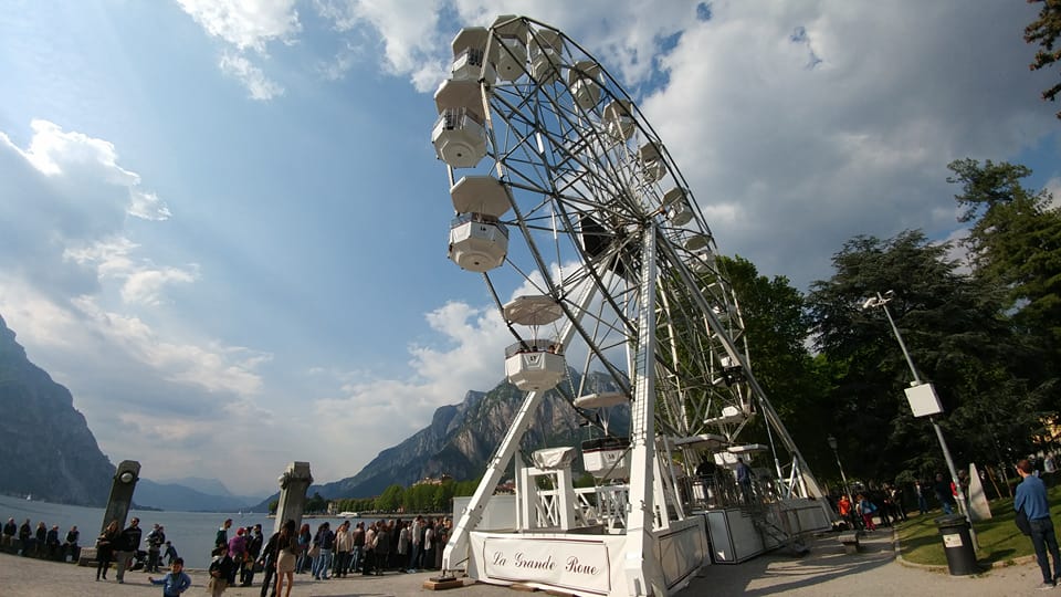 Reuzenrad bij Lecco